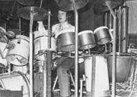 Drummer Wolfi am "Klock-werk"
